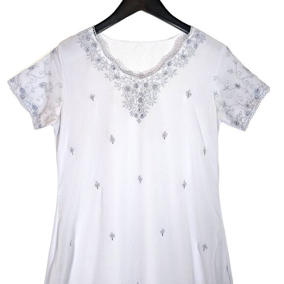 Handmade Lace Nightgown Womens Med White Lavender Lace Tatting Detail Semi Sheer - Picture 3 of 6